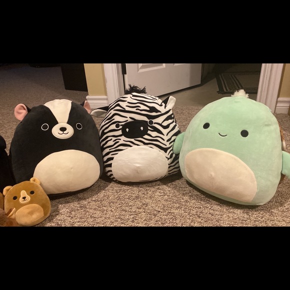 SQUISHMALLOWS - Picture 2 of 2